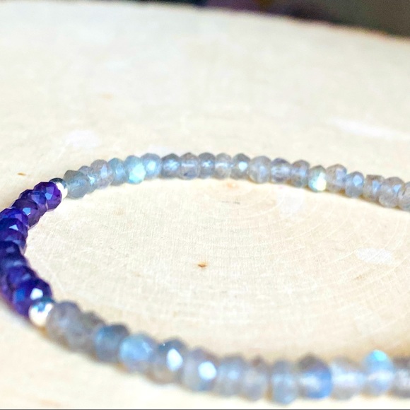 Amethyst & Labradorite Gemstone Beaded Bracelet Natural crystal Jewelry handmade - Picture 5 of 6